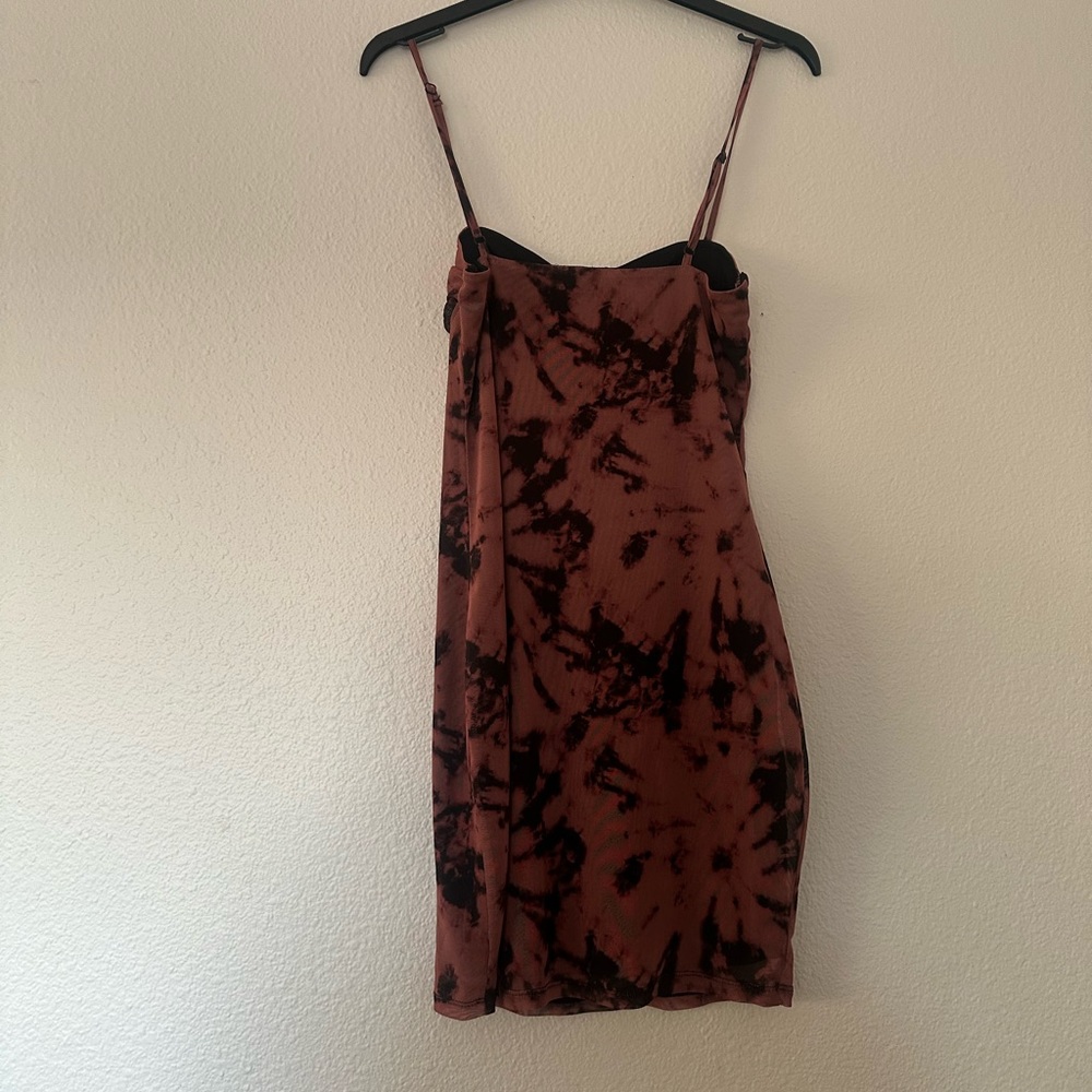 New ASOS DESIGN mesh cami cup detail mini dress in tie-dye print - Picture 6 of 6